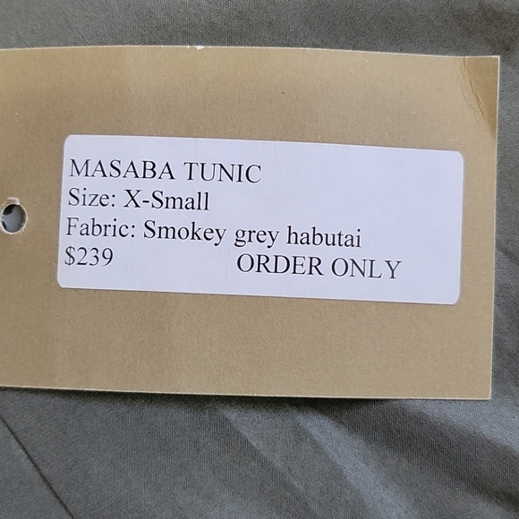 NWT Rungolee | Masaba Gray Black Floral Embroidered Tunic Blouse Size XS - Picture 7 of 7